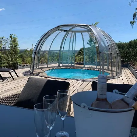 Mit Hallenbad Ferienhaus Trois-Ponts