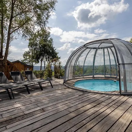 Mit Hallenbad * Trois-Ponts