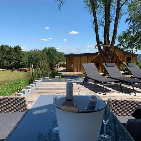 Mit Hallenbad Ferienhaus